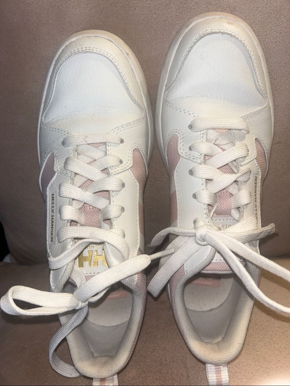 Helly Hansen Berge Viking 81 Leather sneakers in white and pink. - Picture 4 of 5
